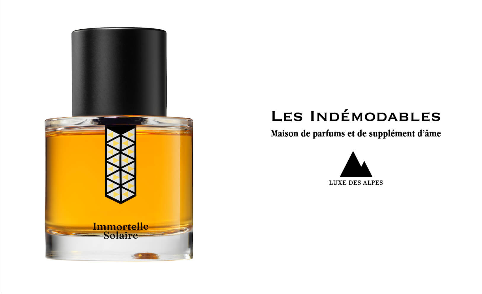 Flacon du parfum Immortelle Solaire de la marque Les Indémodables avec le logo de la marque